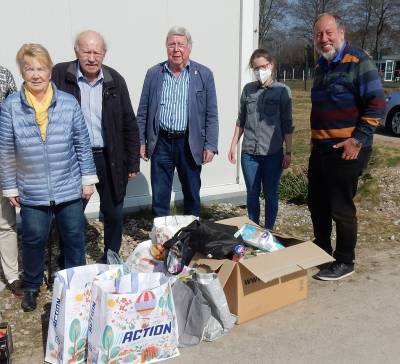 Mrz 2022 bergabe einer 500-@-Lebensmittel- und Spielzeugspende  an Geflchtete aus der Ukraine