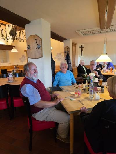 28.05.2025
Spargelessen bei Bauer Sdfeld